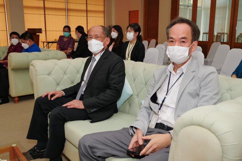 สำนักงานการตรวจเงินแผ่นดินส่งมอบปฏิทินภายใต้โครงการ ปฏิทินตั้งโต๊ะปีเก่าส่งต่อให้เรานะ เนื่องในโอกาสครบรอบ 108 ปี สำนักงานการตร