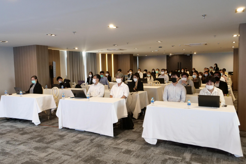 พิธีเปิดโครงการฝึกอบรมเชิงปฏิบัติการ หลักสูตร “การวิศวกรรมความรู้ความสำเร็จในการพัฒนาระบบปัญญาประดิษฐ์เพื่อการตรวจสอบ” ณ โรงแรม