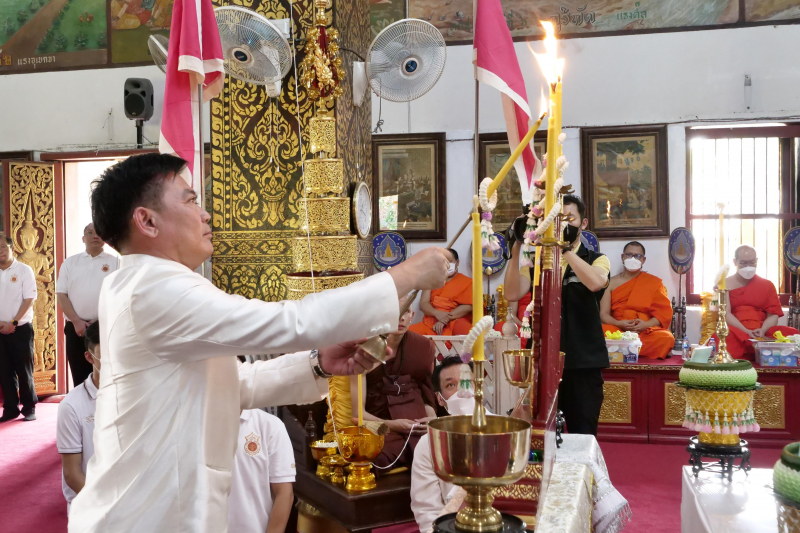 2566-03-30 พิธีอธิษฐานจิตมวลสาร แผ่นจาร และแผ่นดวงชะตา พระพุทธโสธร รุ่น มงคลแผ่นดิน 108 ณ วัดพระธาตุหริภุญชัยวรมหาวิหาร จังหวัดล