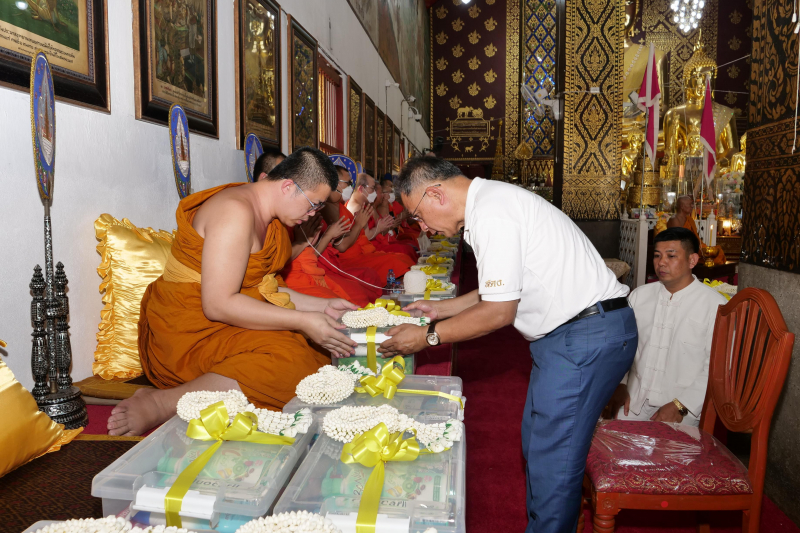 2566-03-30 พิธีอธิษฐานจิตมวลสาร แผ่นจาร และแผ่นดวงชะตา พระพุทธโสธร รุ่น มงคลแผ่นดิน 108 ณ วัดพระธาตุหริภุญชัยวรมหาวิหาร จังหวัดล