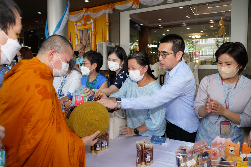 เนื่องในโอกาสวันเฉลิมพระชนมพรรษา สมเด็จพระนางเจ้าสิริกิติ์ พระบรมราชินีนาถ 