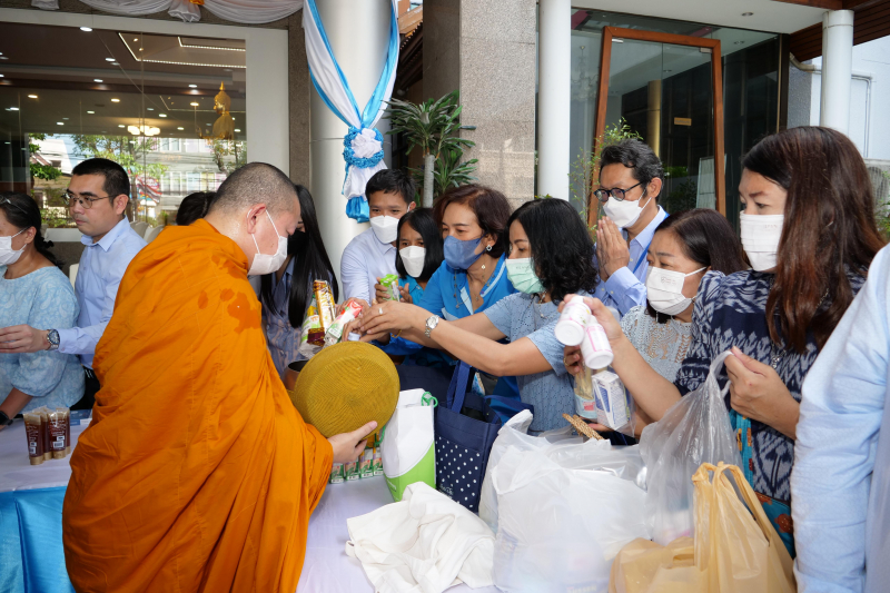 เนื่องในโอกาสวันเฉลิมพระชนมพรรษา สมเด็จพระนางเจ้าสิริกิติ์ พระบรมราชินีนาถ 