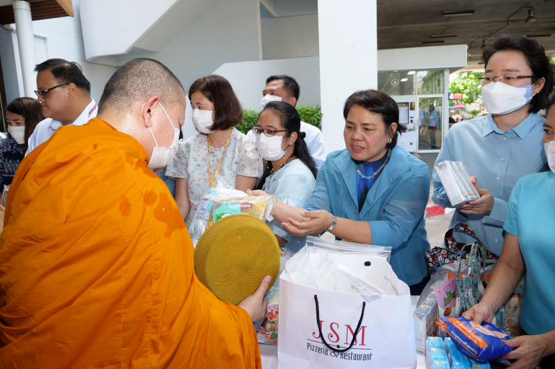 เนื่องในโอกาสวันเฉลิมพระชนมพรรษา สมเด็จพระนางเจ้าสิริกิติ์ พระบรมราชินีนาถ 