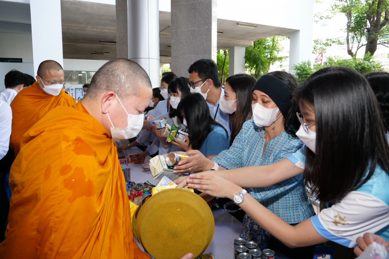 เนื่องในโอกาสวันเฉลิมพระชนมพรรษา สมเด็จพระนางเจ้าสิริกิติ์ พระบรมราชินีนาถ 