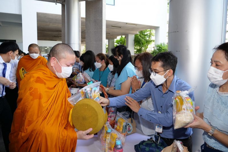 เนื่องในโอกาสวันเฉลิมพระชนมพรรษา สมเด็จพระนางเจ้าสิริกิติ์ พระบรมราชินีนาถ 
