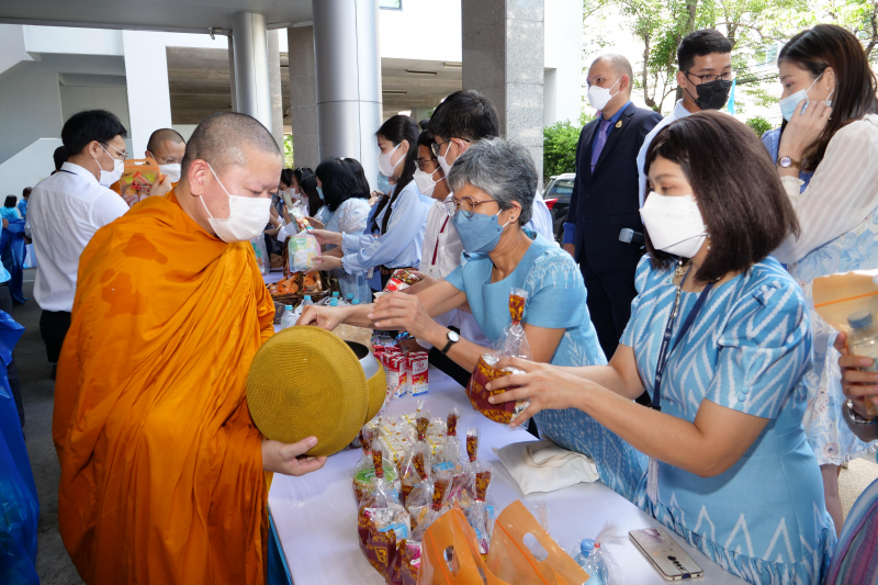 เนื่องในโอกาสวันเฉลิมพระชนมพรรษา สมเด็จพระนางเจ้าสิริกิติ์ พระบรมราชินีนาถ 