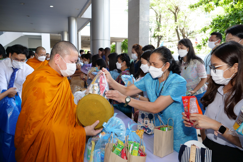เนื่องในโอกาสวันเฉลิมพระชนมพรรษา สมเด็จพระนางเจ้าสิริกิติ์ พระบรมราชินีนาถ 