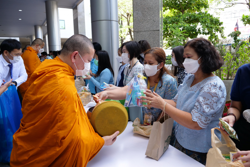เนื่องในโอกาสวันเฉลิมพระชนมพรรษา สมเด็จพระนางเจ้าสิริกิติ์ พระบรมราชินีนาถ 