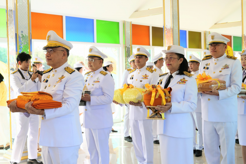 พระกฐินพระราชทาน