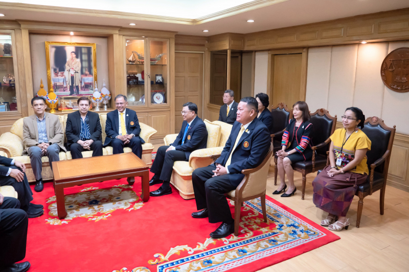 พิธีรับมอบโล่เกียรติยศ เนื่องในโอกาสครบรอบ 84 ปี