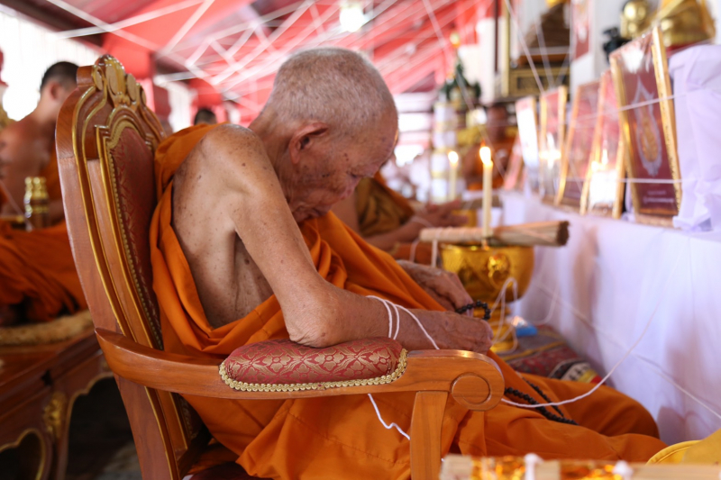 พิธีอธิษฐานจิตมวลสาร แผ่นจาร และแผ่นดวงชะตา พระพุทธโสธร รุ่น มงคลแผ่นดิน 108 ณ วัดพระมหาธาตุ วรมหาวิหาร จังหวัดนครศรีธรรมราช