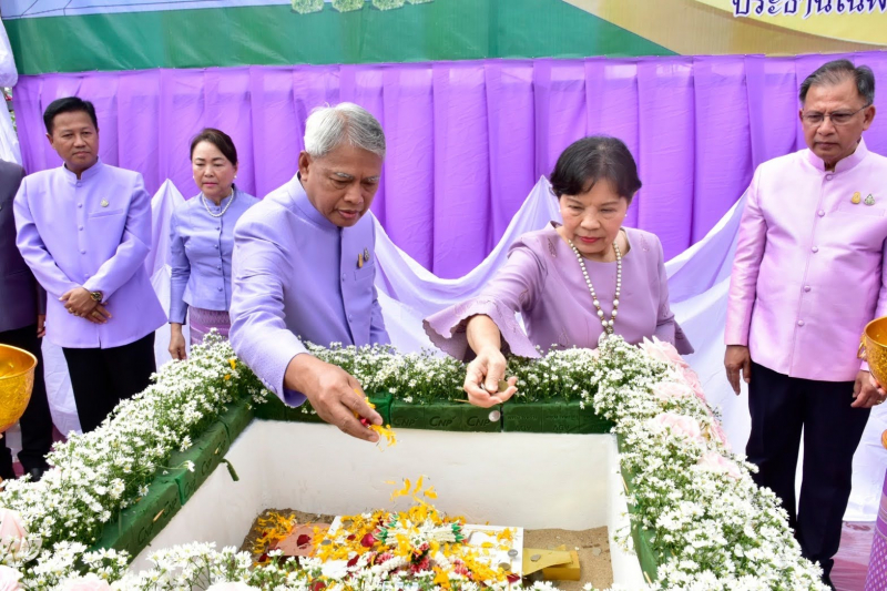 พิธีวางศิลาฤกษ์อาคารสำนักงานสำนักตรวจเงินแผ่นดินจังหวัดตาก