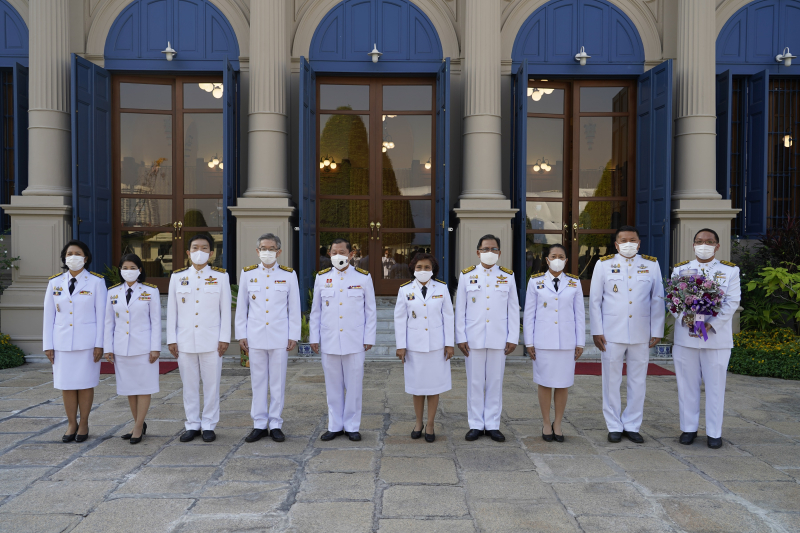 สำนักงานการตรวจเงินแผ่นดินถวายแจกันดอกไม้และลงนามถวายพระพรสมเด็จพระกนิษฐาธิราชเจ้า กรมสมเด็จพระเทพรัตนราชสุดา ฯ สยามบรมราชกุมารี