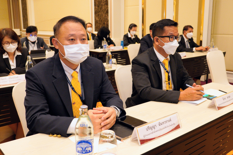 แผ่นดิน โครงการพัฒนานักบริหารการตรวจเงินแผ่นดินระดับสูง (นตส.) รุ่นที่ 12