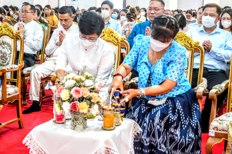 สำนักงานการตรวจเงินแผ่นดินร่วมเป็นเจ้าภาพและเป็นประธานรับฟังเทศน์มหาชาติเวสสันดรชาดก ณ พระอุโบสถ วัดมหาธาตุยุวราชรังสฤษฎิ์ (ท่าพ