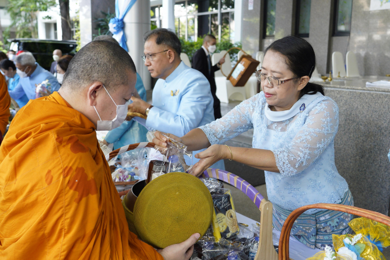 เนื่องในโอกาสวันเฉลิมพระชนมพรรษา สมเด็จพระนางเจ้าสิริกิติ์ พระบรมราชินีนาถ 