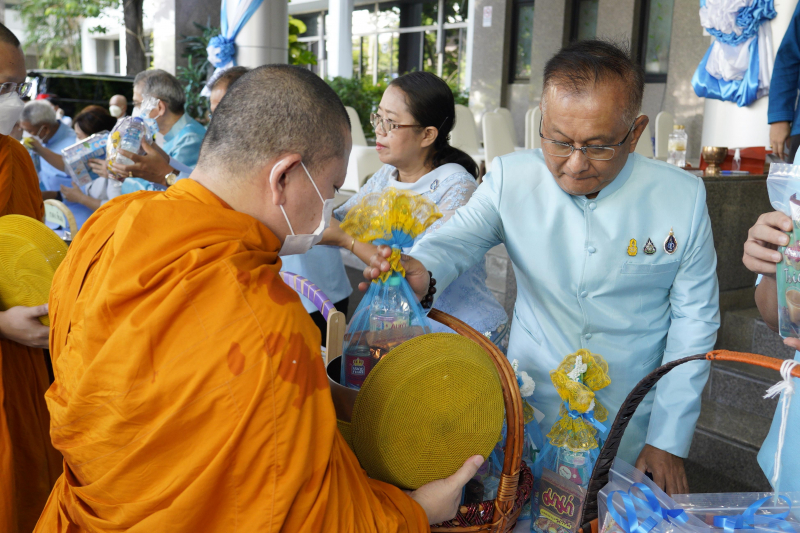 เนื่องในโอกาสวันเฉลิมพระชนมพรรษา สมเด็จพระนางเจ้าสิริกิติ์ พระบรมราชินีนาถ 