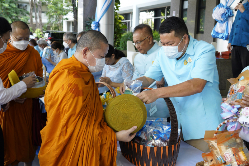 เนื่องในโอกาสวันเฉลิมพระชนมพรรษา สมเด็จพระนางเจ้าสิริกิติ์ พระบรมราชินีนาถ 