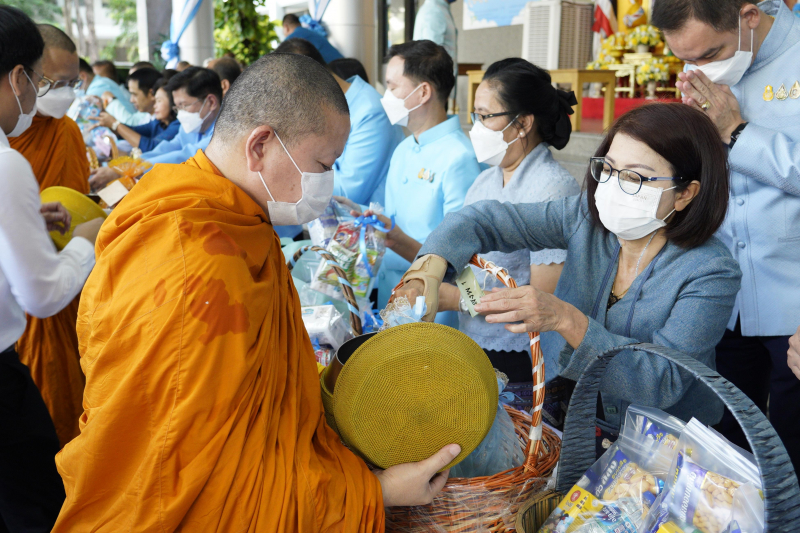 เนื่องในโอกาสวันเฉลิมพระชนมพรรษา สมเด็จพระนางเจ้าสิริกิติ์ พระบรมราชินีนาถ 