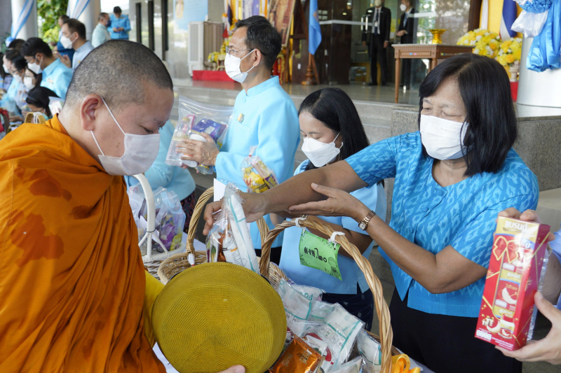 เนื่องในโอกาสวันเฉลิมพระชนมพรรษา สมเด็จพระนางเจ้าสิริกิติ์ พระบรมราชินีนาถ 
