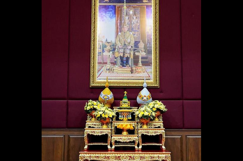 พิธีรับพระราชทานเครื่องราชอิสริยาภรณ์ชั้นสายสะพาย