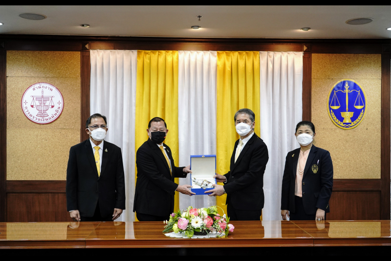 พิธีลงนามบันทึกข้อตกลงความร่วมมือทางวิชาการระหว่างสำนักงานศาลปกครองกับสำนักงานการตรวจเงินแผ่นดิน และศึกษาดูงานศาลปกครอง ณ สำนักง