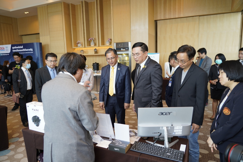 พิธีเปิดศูนย์ปัญญาประดิษฐ์ภาครัฐ ณ โรงแรมอวานี พลัส ริเวอร์ไซด์ กรุงเทพมหานคร