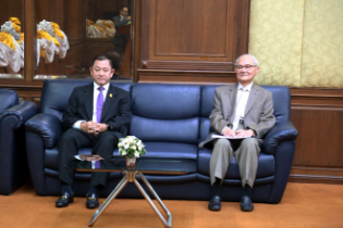 นายมีชัย ฤชุพันธุ์ ประธานกรรมการร่างรัฐธรรมนูญ ให้เกียรติบรรยายพิเศษ