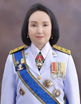 นางเนาวรัตน์   ภูมี